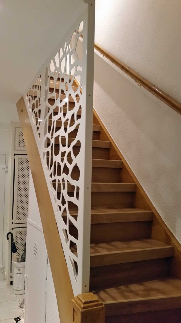 Moderne Absturzsicherung für Treppe