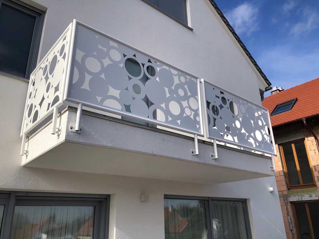 Balkonverkleidung Aluminium Lochblech Würfel