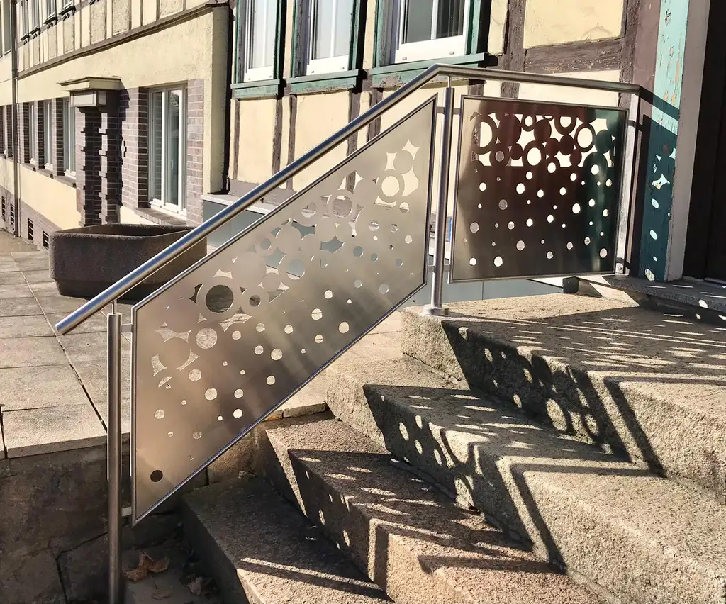 Treppengeländer Edelstahl modern